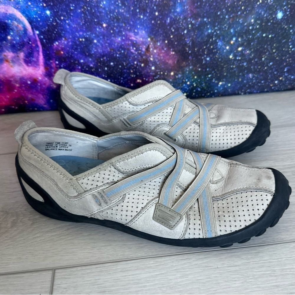 Privo By Clarks Shoes Slip On Leather Criss Cross Sneakers Womens Sz 7.5